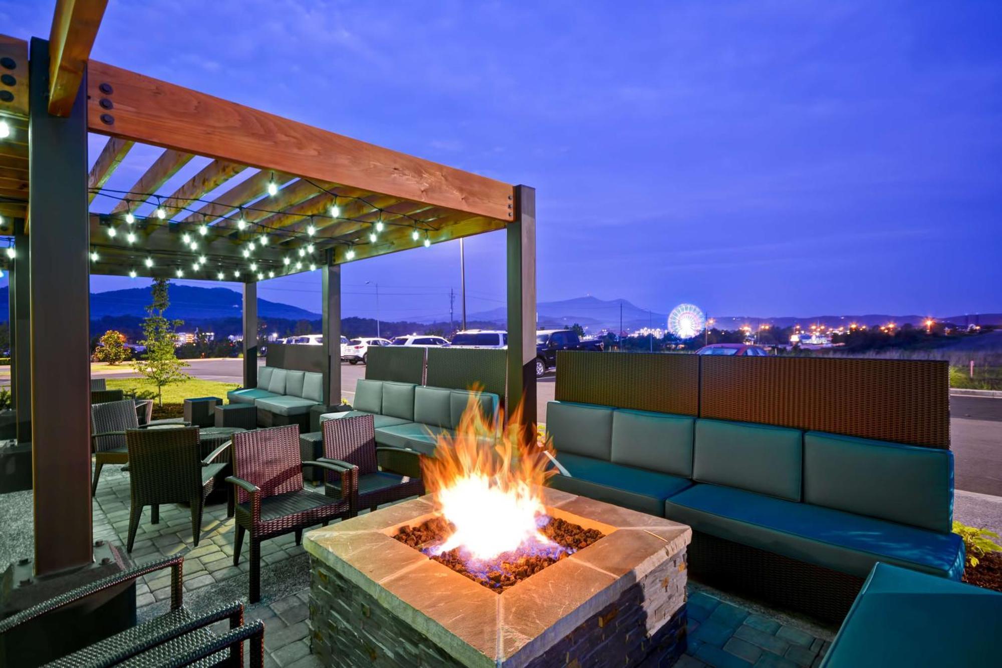 Home2 Suites By Hilton Pigeon Forge Esterno foto