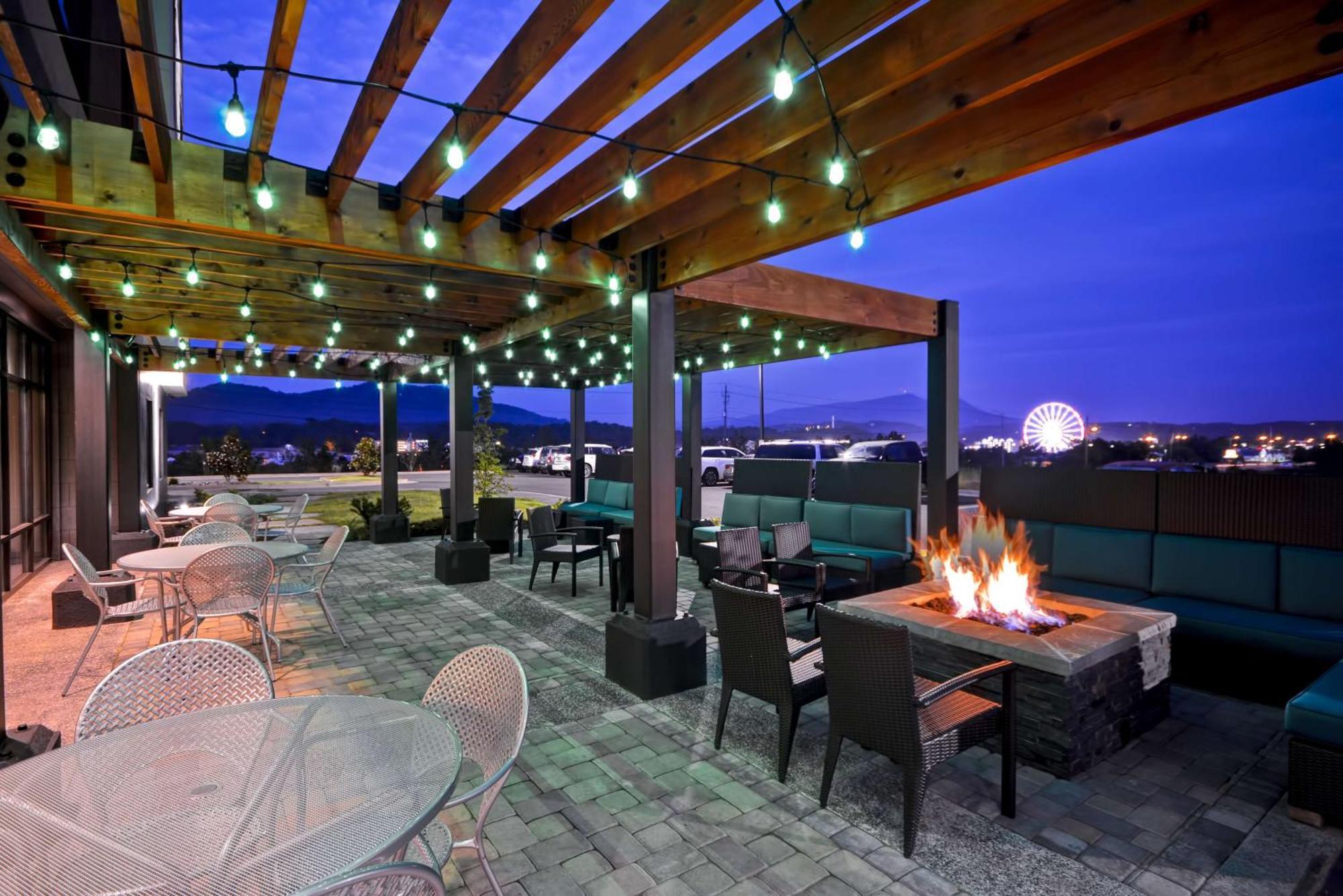 Home2 Suites By Hilton Pigeon Forge Esterno foto